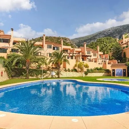 Nido De كومبري ديل سول